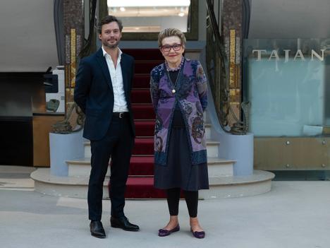 Rodica Seward et Édouard Challemel du Rozier le 9 octobre 2025, Paris. © Tajan