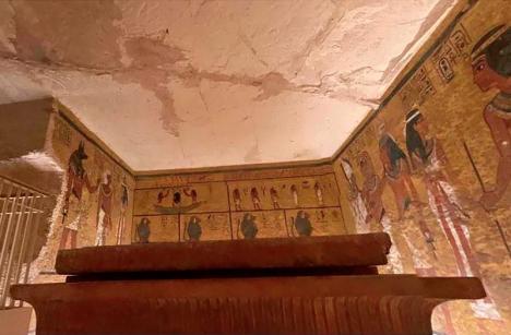 Fissures au plafond de la tombe de Toutankhamon. © Sayed Hemeda / Heritage Science / CC BY-SA 4.0