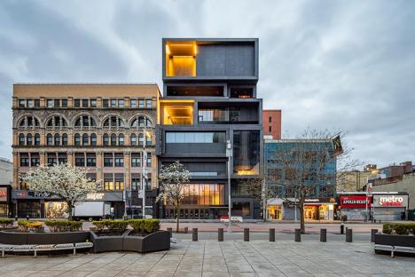Vue extérieure du nouveau bâtiment du Studio Museum à Harlem. © Albert Vecerka / Esto