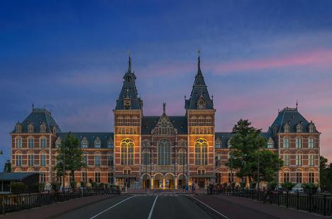 Le Rijksmuseum à Amsterdam. © John Lewis Marshall