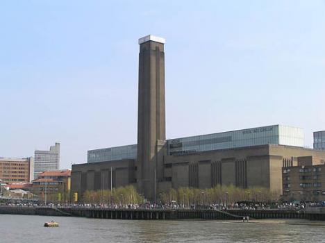 La Tate Modern à Londres © Photo MasterOfHisOwnDomain, 2008 - Licence CC BY-SA 3.0
