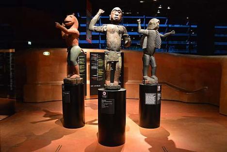 Statues du Bénin du XIXe s. appartenant au musée du Quai Branly