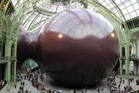 Anish Kapoor - Léviathan - Monumenta - Jour du vernissage - Grand Palais - 2011 © photo Ludovic Sanejouand