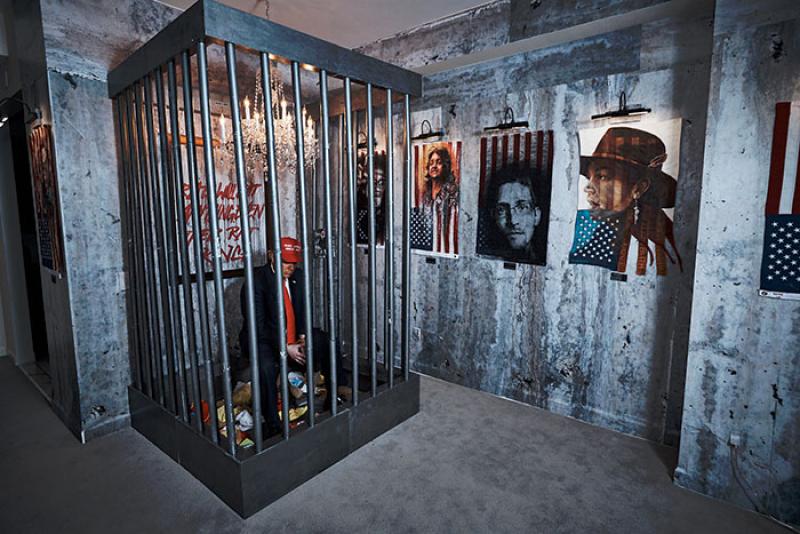 Indecline, « The People’s Prison », suite de l'hôtel Trump pendant l'installation