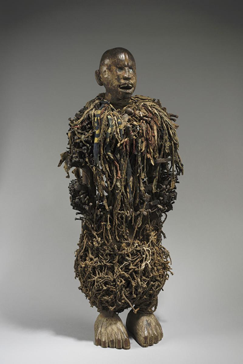Statuette Nkisi Nkondi © Photo MRAC Tervuren