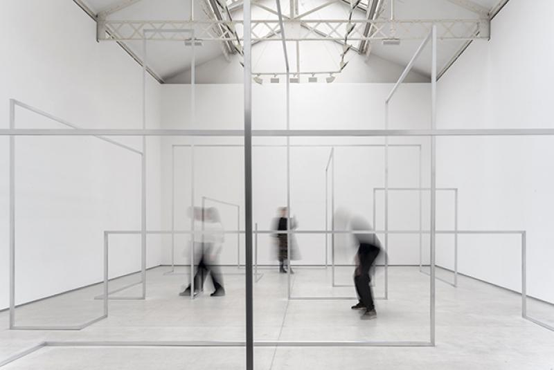 Antony Gormley, Run II (2020), Galerie Thaddaeus Ropac, Marais, Paris © photo Charles Duprat