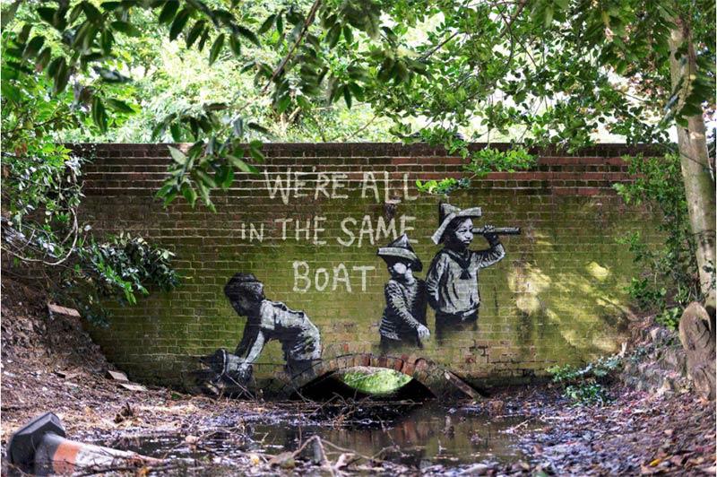 We're all in the same boat, 2021, Angleterre © Banksy