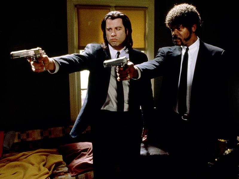 John Travolta et Samuel L. Jackson dans Pulp Fiction, réalisé par Quentin Tarantino. © Jersey Films / A Band Apart / Miramax