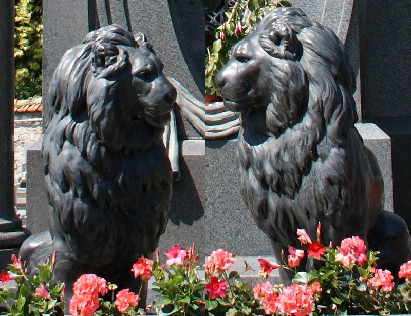 Les 2 lions volés qui ornaient la tombe de la famille Bouglione au cimetière de Lizy-sur-Ourcq. © Reinhardhauke, 2011, CC BY-SA 3.0