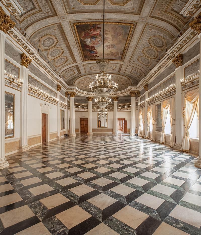 Salle de bal du Palais royal de Venise. © Joan Porcel