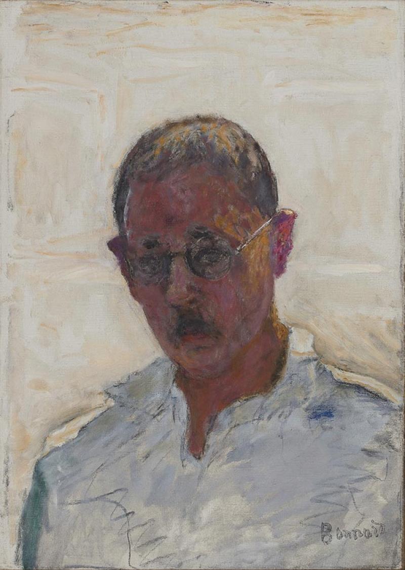 Pierre Bonnard, Autoportrait sur fond blanc, chemise col ouvert, 1933, huile sur toile, 53 x 36 cm. © Photo Mathieu Lombard / Fondation Bemberg