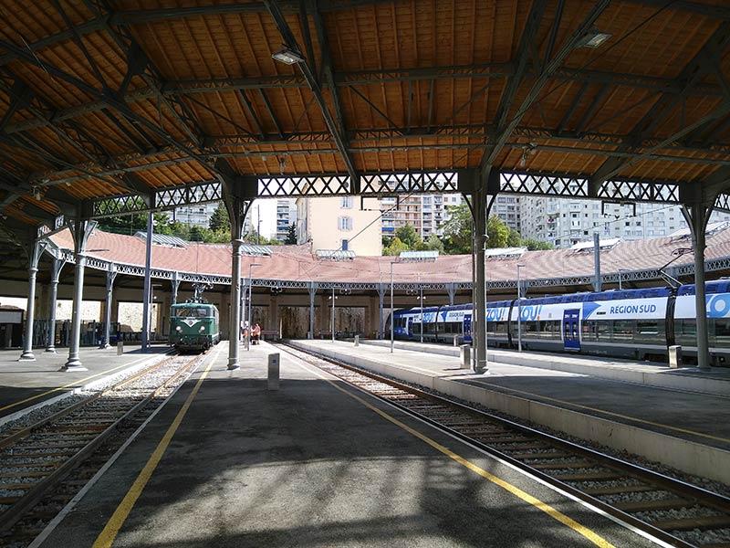 Charpente métallique de la rotonde SNCF de Marseille après sa réhabilitation entre 2018 et 2020. © Francesca Ubelka, 2021, CC BY-SA 4.0