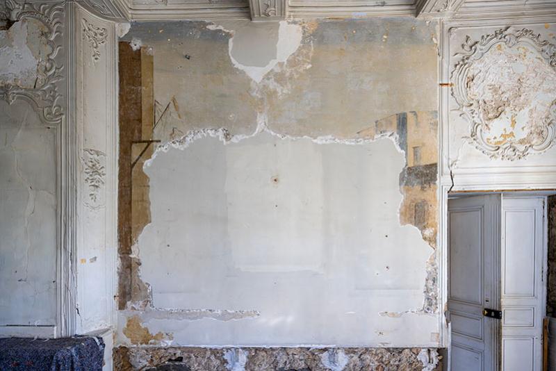 Les restes de la fresque retrouvée dans la maison de Cézanne. © Ville d'Aix-en-Provence / Philippe Biolatto