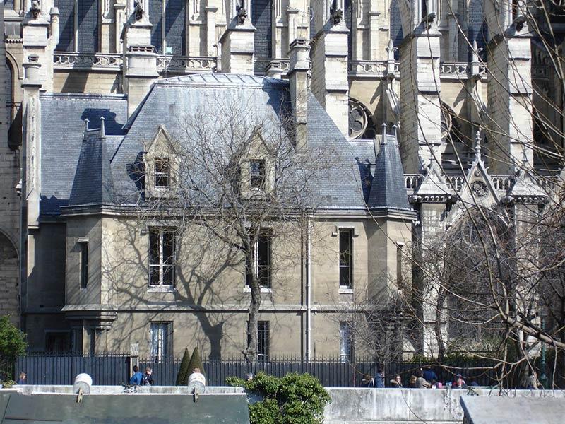 Le presbytère de la cathédrale Notre-Dame de Paris - Photo Julie Kertesz, 2005 - CC BY 2.0