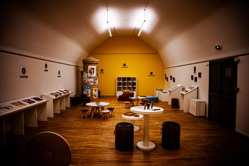 Vue de l'espace de médiation du musée Estève. © Benste / Ville de Bourges