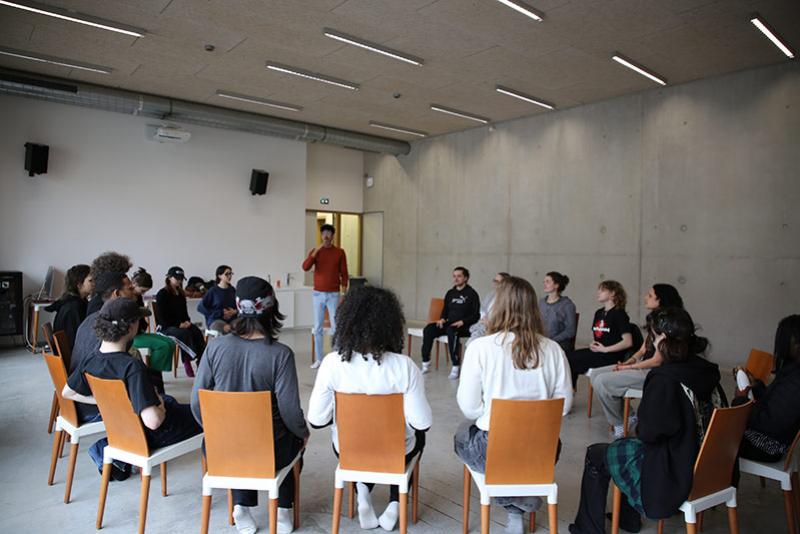 Atelier « Captiver son auditoire » avec Hervé-Claude Ilin du programme Perspectives de l'Ensad Nancy. © Ensad Nancy.