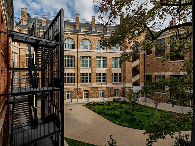 Cour intérieur du campus Le Delta. © Benoît Linero
