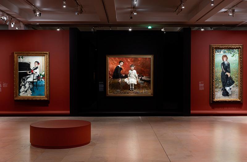 Vue de l'exposition « John Singer Sargent. Éblouir Paris » au Musée d'Orsay. © Musée d'Orsay / L. Striffling