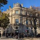 La 11e édition de Paris International s'est déroulée au 22 avenue des Champs-Elysées, 75008 Paris. - Crédit : Ludovic Sanejouand pour <em>LeJournaldesArts.fr</em>